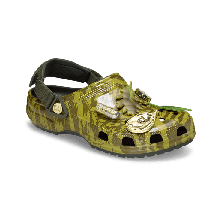 Crocs Classic Clog Aries Arise Dark Algae Angle 3