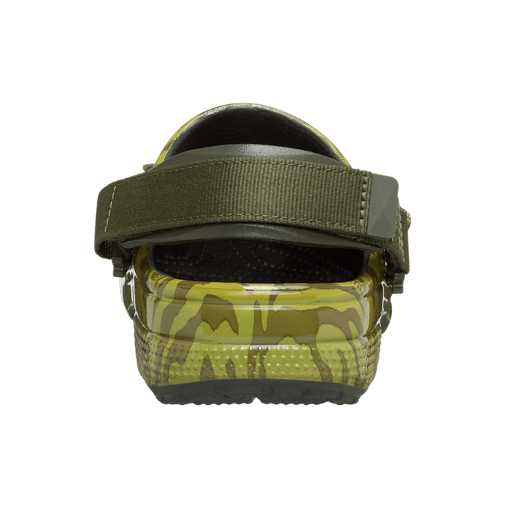 Crocs Classic Clog Aries Arise Dark Algae Angle 4