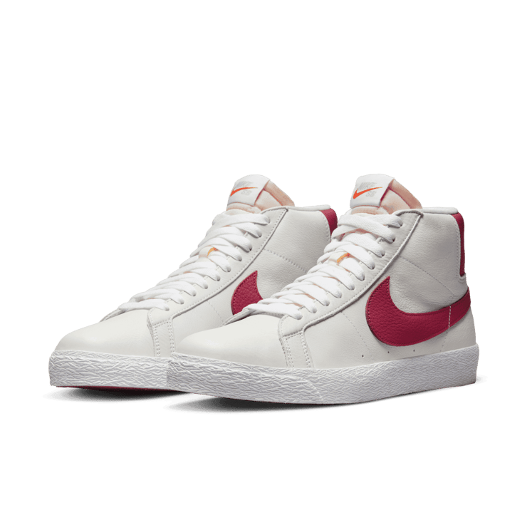 Nike SB Blazer Mid Sweet Beet Angle 2