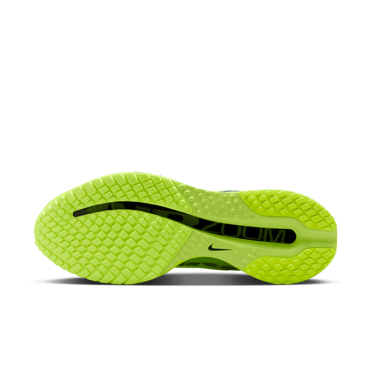 Nike Pegasus Premium Volt Angle 1