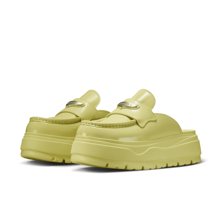 Air Jordan Mule Luminous Green (W) Angle 2