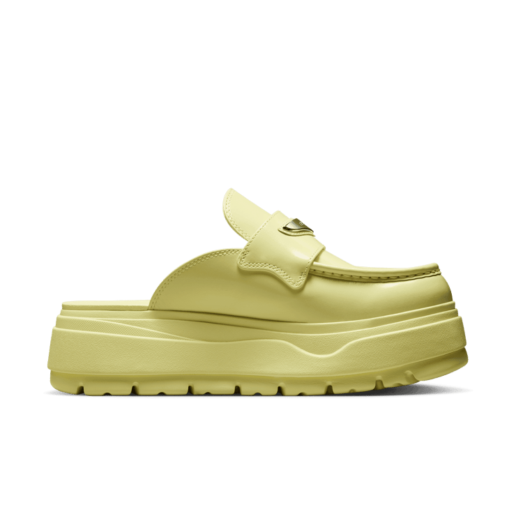 Air Jordan Mule Luminous Green (W) Angle 0