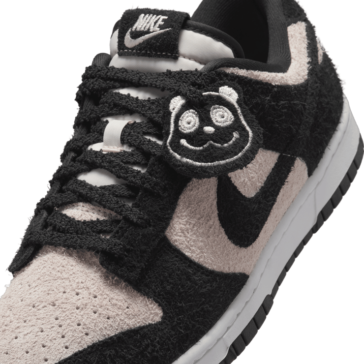 Nike Dunk Low Retro SE Panda-Monium Angle 12