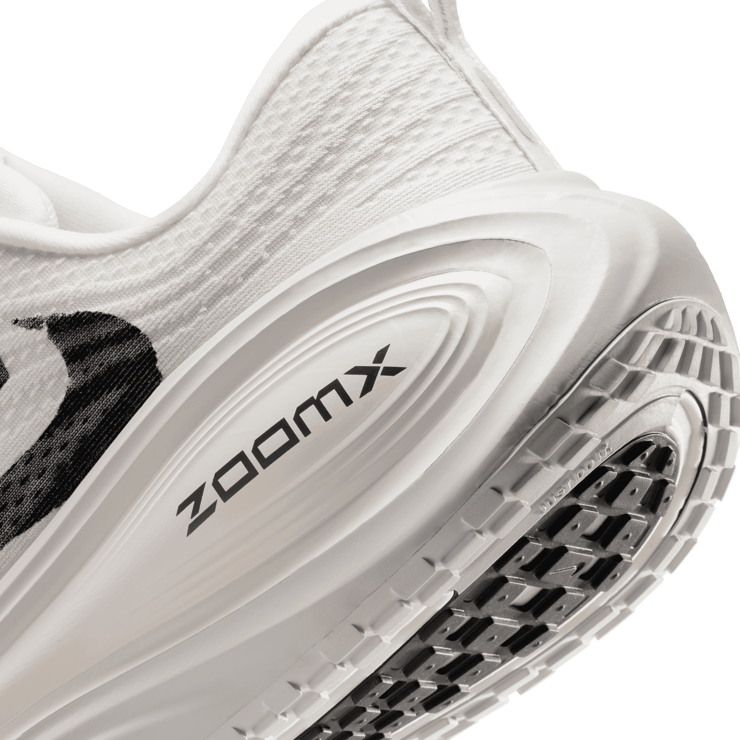 Nike Vomero Plus Run Angle 6