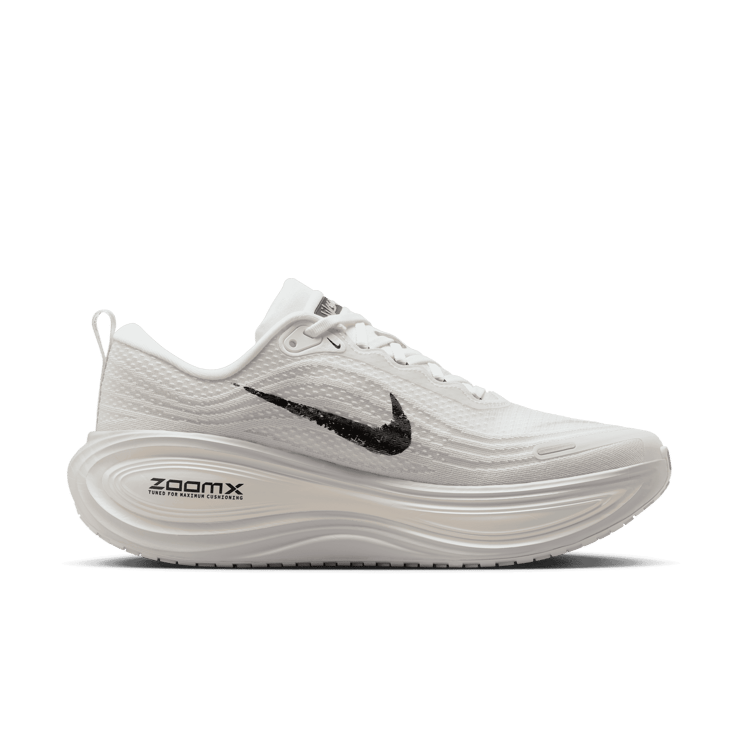 Nike Vomero Plus Run Angle 0
