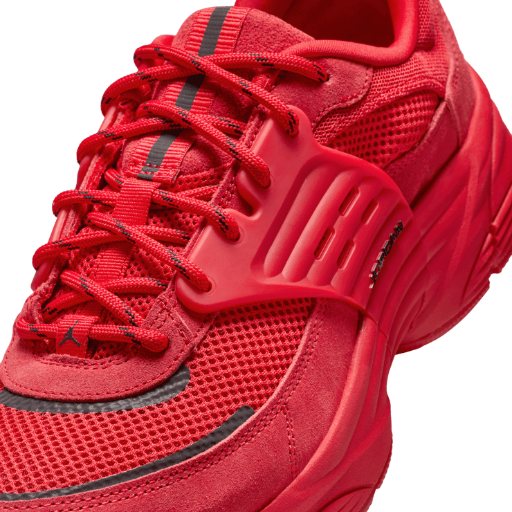 Jordan Trunner O/S University Red Angle 5