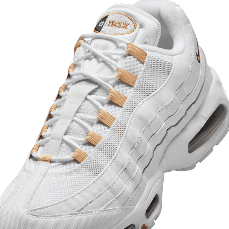 Nike Air Max 95 White Metallic Gold Angle 4