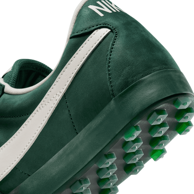 Nike Astrograbber Fir Angle 10