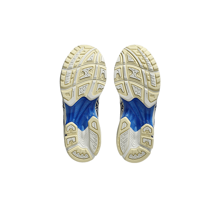 Asics Gel-Nimbus 10.1 END Snow White Angle 5