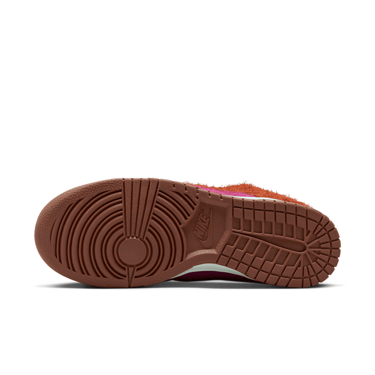 Nike Dunk Low Panda Picante Red Angle 5