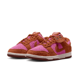 Nike Dunk Low Panda Picante Red Angle 3