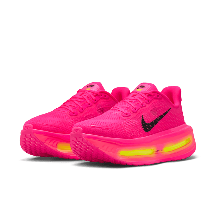 Nike Vomero Premium Hyper Pink (W) Angle 2