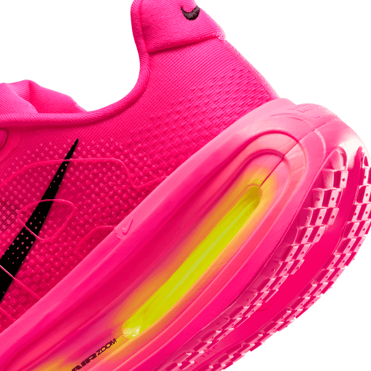 Nike Vomero Premium Hyper Pink (W) Angle 5