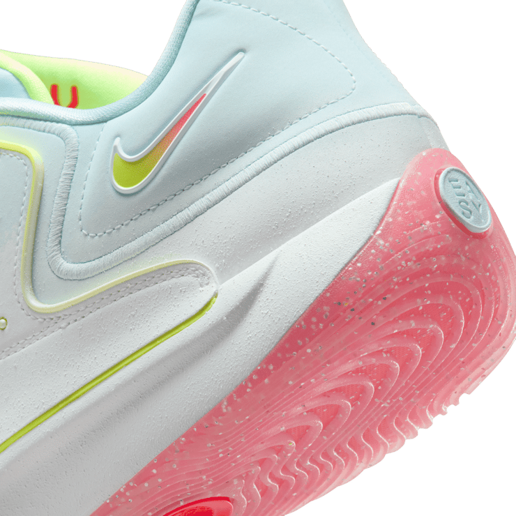 Nike KD 18 PRM Gifted Angle 4