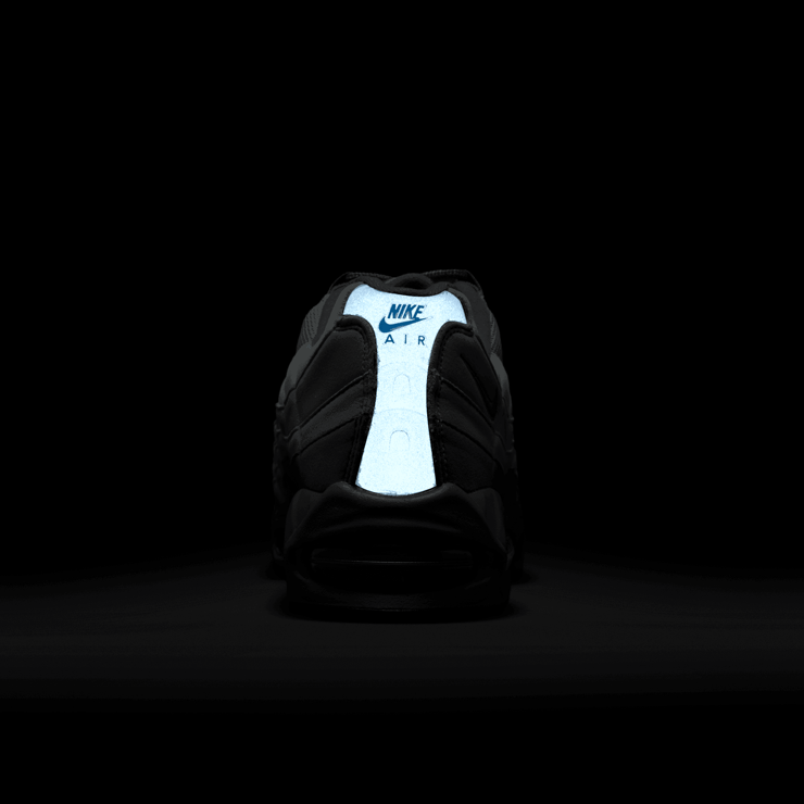 Nike Air Max 95 OG Smoke Grey Green Abyss Angle 6