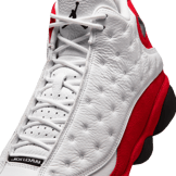 Air Jordan 13 Retro Chicago Angle 6