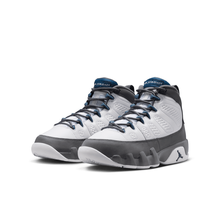 Air Jordan 9 Retro Flint Grey (GS) Angle 3