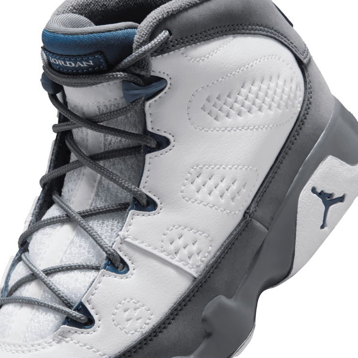 Air Jordan 9 Retro Flint Grey (PS) Angle 6