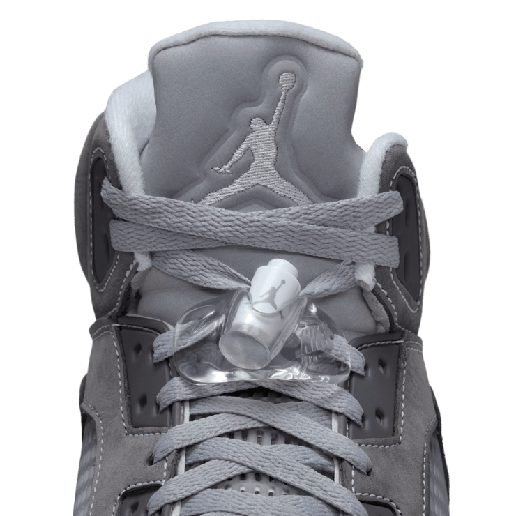 Air Jordan 5 Retro Wolf Grey Angle 9