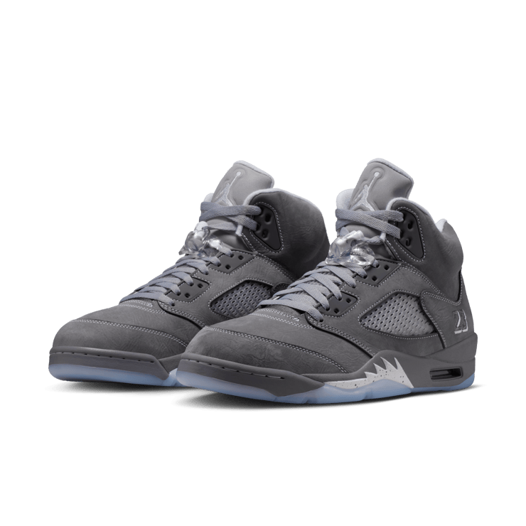 Air Jordan 5 Retro Wolf Grey Angle 4