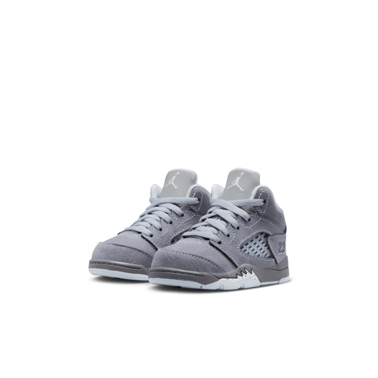 Air Jordan 5 Retro Wolf Grey (TD) Angle 4
