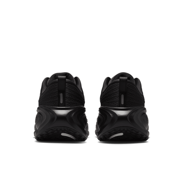 Nike Vomero Plus Black Metallic Dark Grey Angle 3