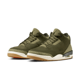 Air Jordan 3 Retro Family Affair Angle 1