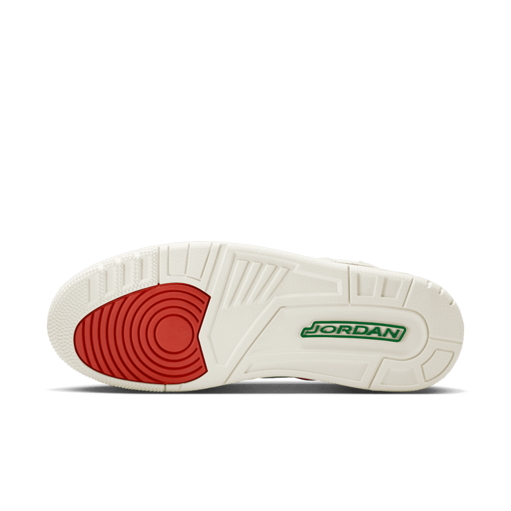 Air Jordan 3 Retro El Vuelo Angle 2