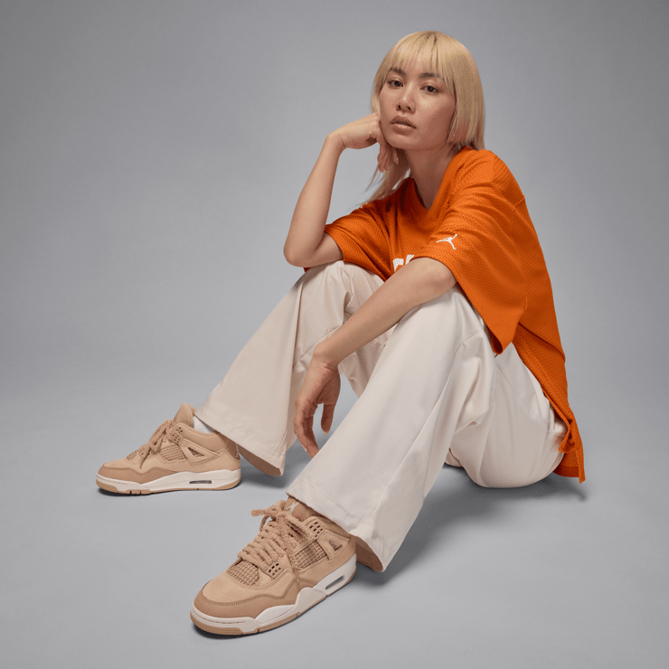 Air Jordan 4 Retro Cozy Girl (W) Angle 7