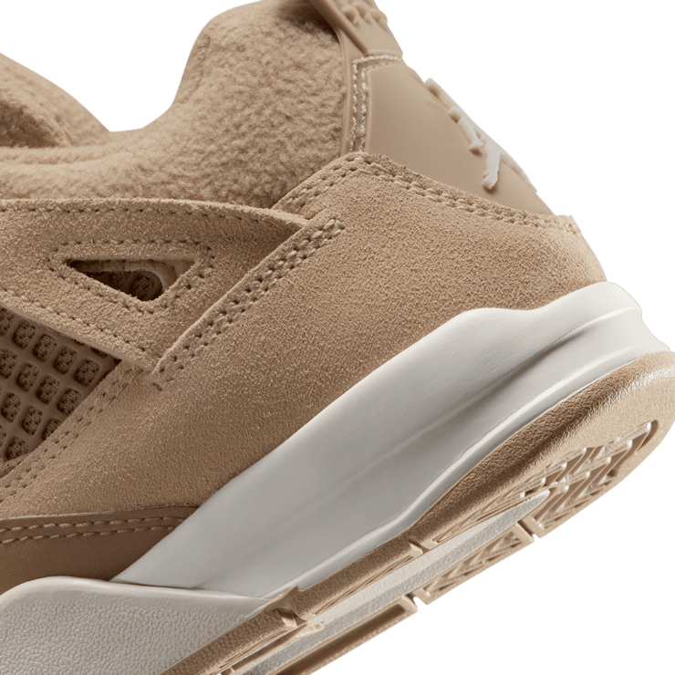 Air Jordan 4 Retro Cozy Girl (PS) Angle 6