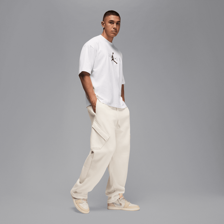 Air Jordan 1 Retro High OG Sail Elephant Print Angle 5