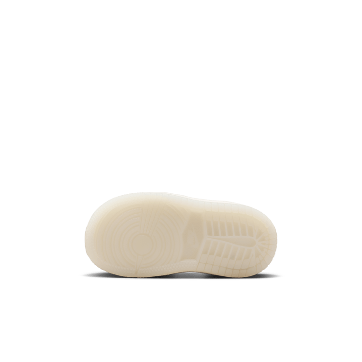 Air Jordan 1 Retro High OG Sail University Red (TD) Angle 1