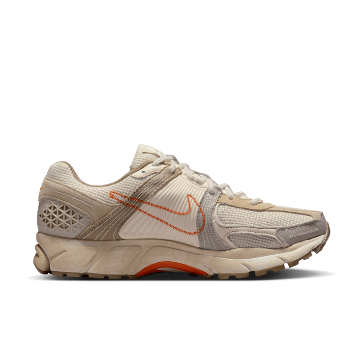 Nike Zoom Vomero 5 Sashiko Pale Ivory Angle 4
