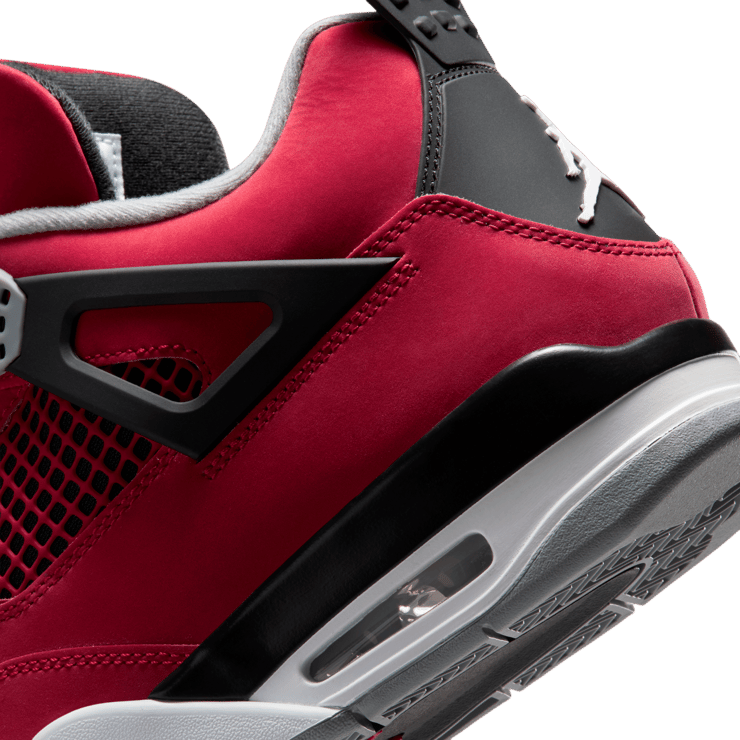 Air Jordan 4 Retro Toro Bravo (2026) Angle 7