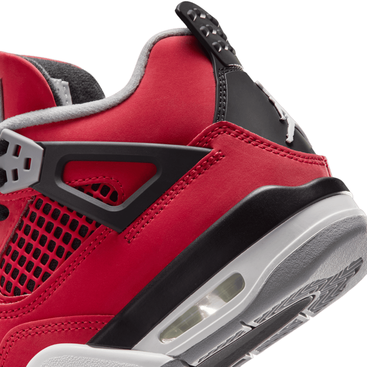 Air Jordan 4 Retro Toro Bravo (2026) (GS) Angle 5