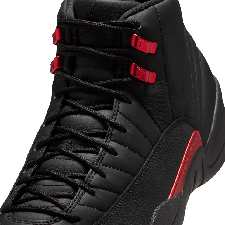 Air Jordan 12 Retro Bloodline Angle 6