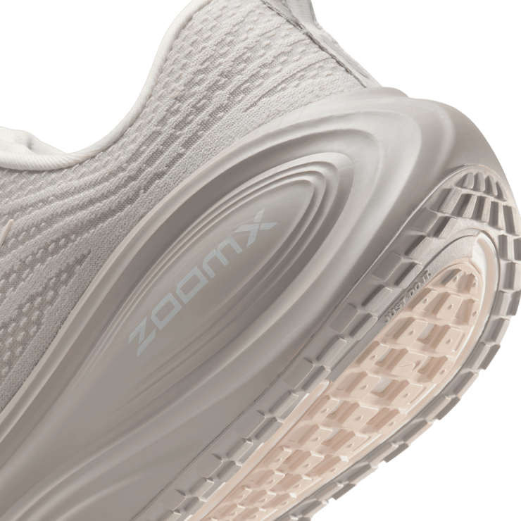 Nike Vomero Plus Light Orewood Brown Angle 1