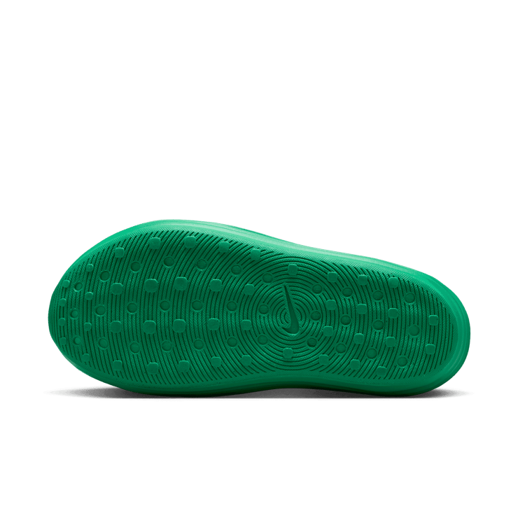 Nike ReactX Rejuven8 Stadium Green Angle 1