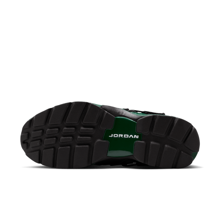 Jordan Trunner LX Fir (W) Angle 5