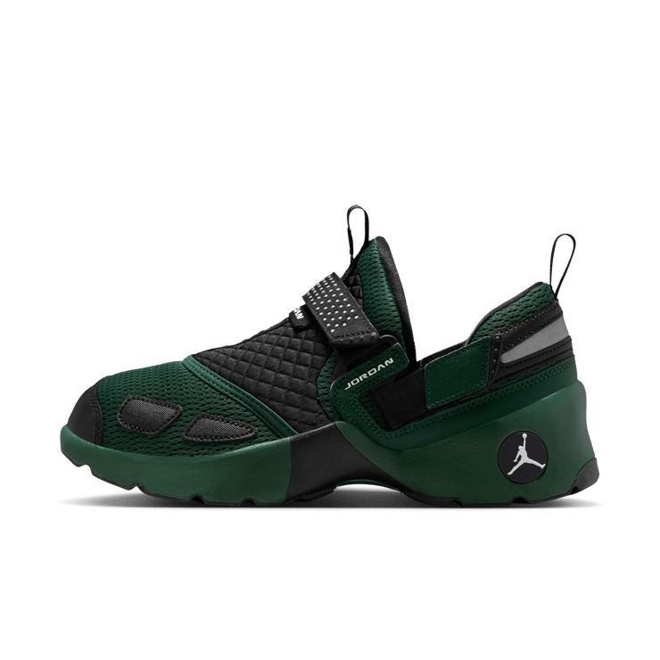 Jordan Trunner LX Fir (W) Angle 0