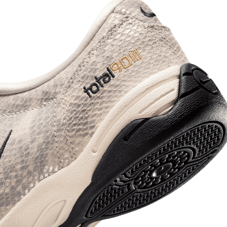 Nike Total 90 III SE Pale Ivory Snakeskin (W) Angle 5