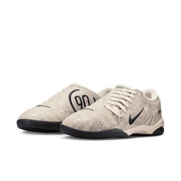 Nike Total 90 III SE Pale Ivory Snakeskin (W) Angle 2