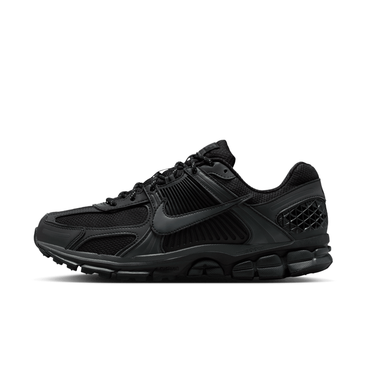 Nike Zoom Vomero 5 Black Reflective Angle 5