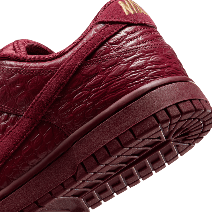 Nike Dunk Low Team Red Croc (W) Angle 6