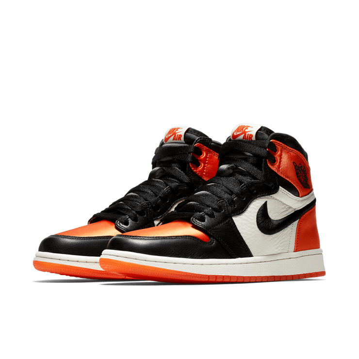 Air Jordan 1 Retro High OG Satin Shattered Backboard (W) Angle 4