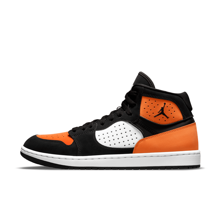Jordan Access Shattered Backboard Angle 4