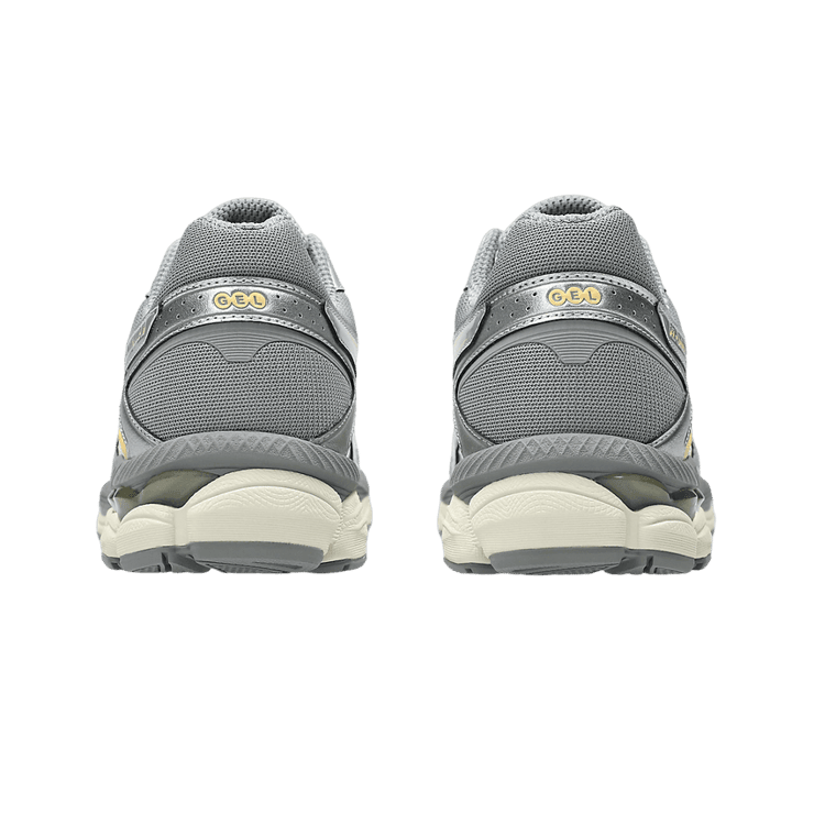 ASICS Gel-Cumulus 16 Cream Clay Grey Angle 3