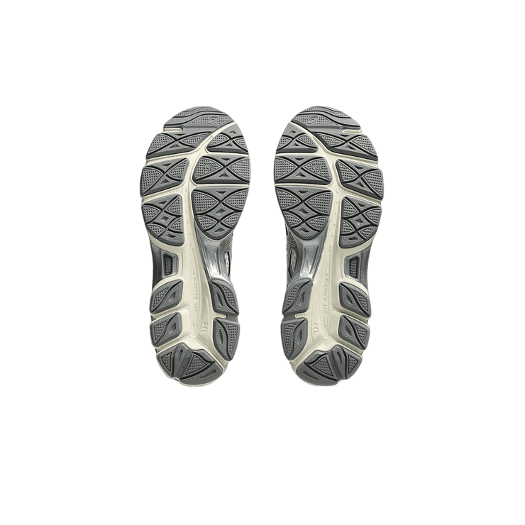 ASICS Gel-Cumulus 16 Cream Clay Grey Angle 5