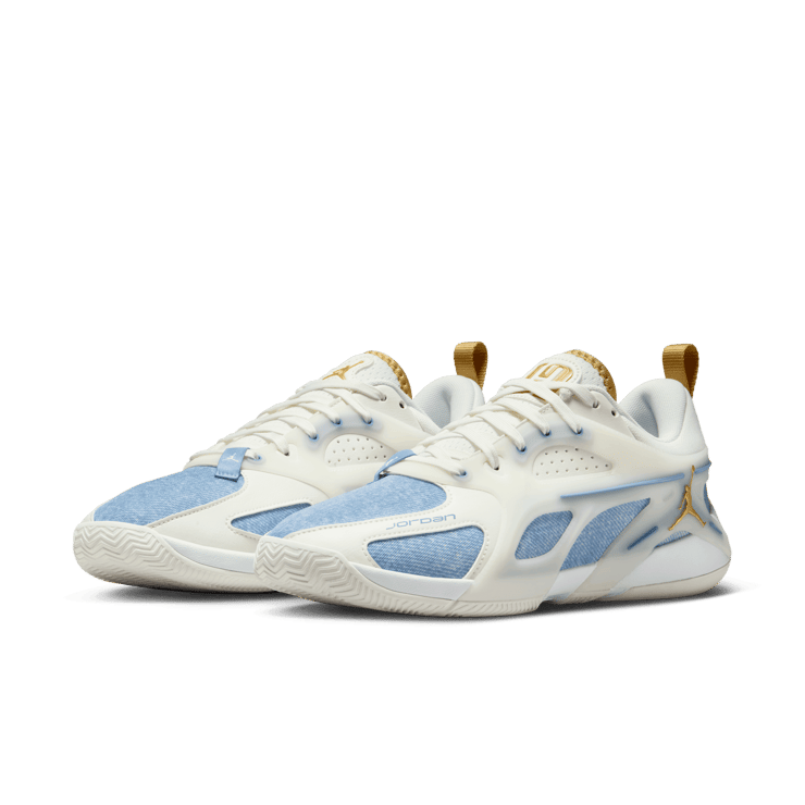 Jordan Heir Denim (W) Angle 2