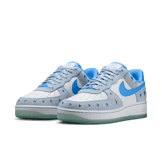 Nike Air Force 1 Low Starstruck (W) Angle 2